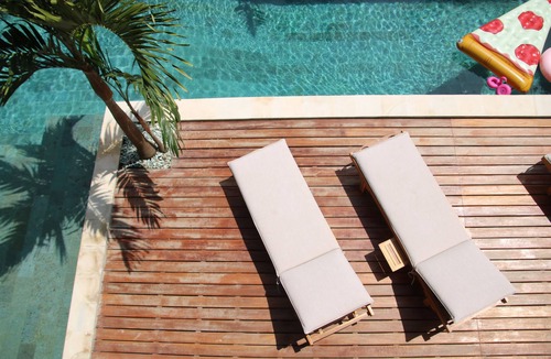 Uluwatu House | 3-bedroom Bali-meets–California Modern Design Gem with Pool and Yoga Shala