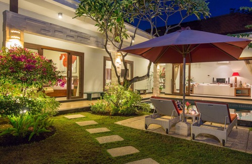 Sunset Road Villa | 3 Bedroom Villa With Private Pool and 24Hour Butler - Private Area + Parking