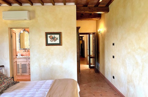 Paciano House | 3 bedrooms luxury home infinity salty pool, a Fontanaro Property