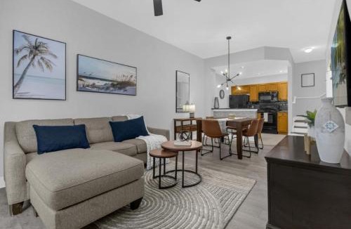 Venetian Bay Villages House | 3-BR Condo BBQ Heated Pool Near DisneyMalls