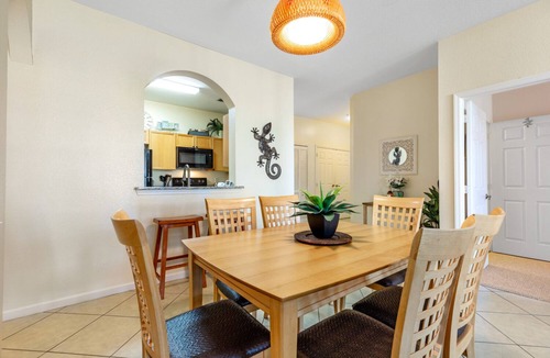Windsor Palms Condo | 3 miles to Disney, 1st Floor, Gated Resort, Roomy, Comfy & Quiet