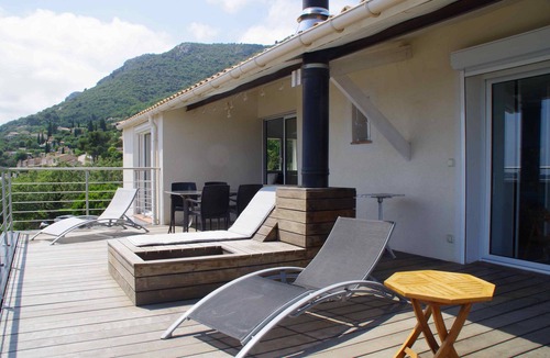 Gattieres Apartment | 3-room apartment in the sky, sea view