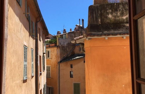 Old Town Apartment | 3 rooms Old Nice close to the sea