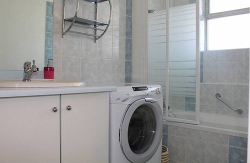 Villeneuve Loubet Beach Apartment | 30 m² Studio flat ∙ 1 bedroom ∙ 2 guests