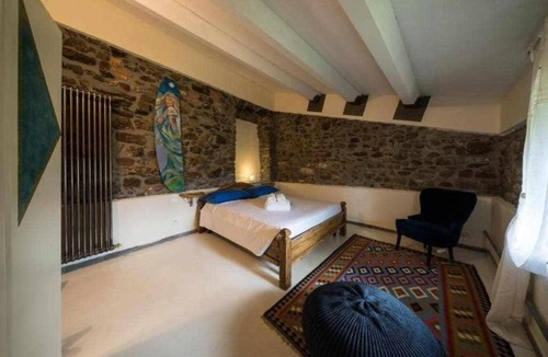 San Terenzo Monti House | 300 m² House ∙ 5 bedrooms ∙ 9 guests