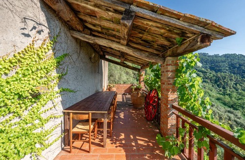 Villabuona House | 300 m² House ∙ 5 bedrooms ∙ 8 guests