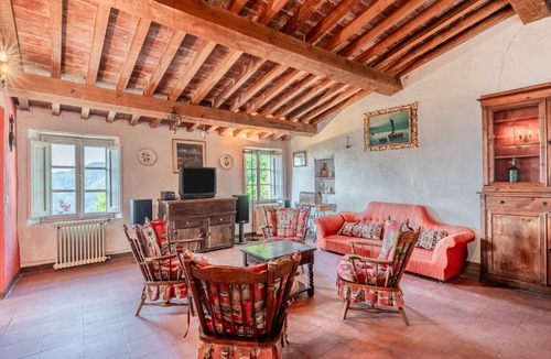 Villabuona House | 300 m² House ∙ 5 bedrooms ∙ 8 guests