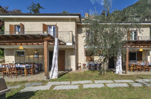 Nocchi House | 300 m² House ∙ 9 bedrooms ∙ 20 guests