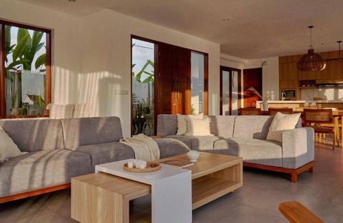 Cemagi Resort | 300 m² Resort ∙ 3 bedrooms ∙ 9 guests