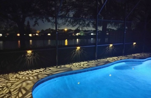 Sunrise Lakes House | 3000 sf fully fenced luxury waterfront home, private pool 15 min. from Disney!