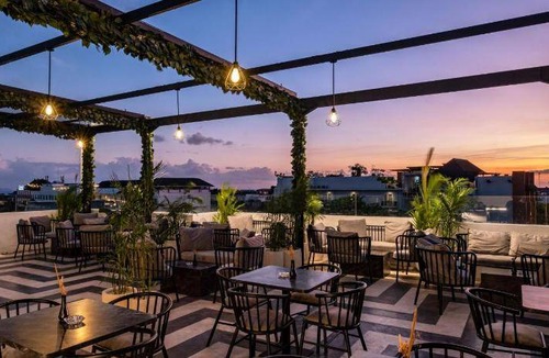 Petitenget Hotel | 31 m² Hotel ∙ 127 guests