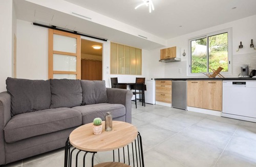 Biot Apartment | 32 m² Apartment ∙ 1 bedroom ∙ 2 guests