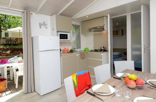 Saint-Paul-en-Foret House | 32 m² Mobile home ∙ 2 bedrooms ∙ 6 guests