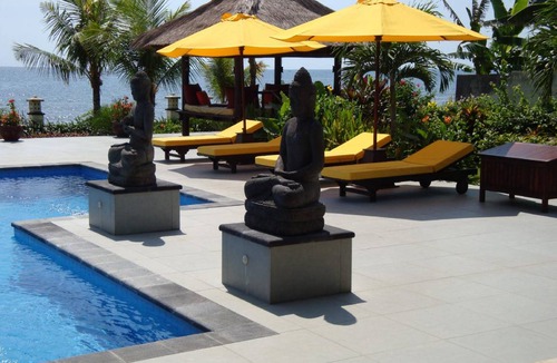Banjartegehe House | 340 m² House ∙ 6 bedrooms ∙ 12 guests