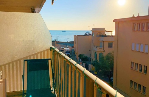 Antibes Old Town Apartment | 35 m² Apartment ∙ 1 bedroom ∙ 2 guests
