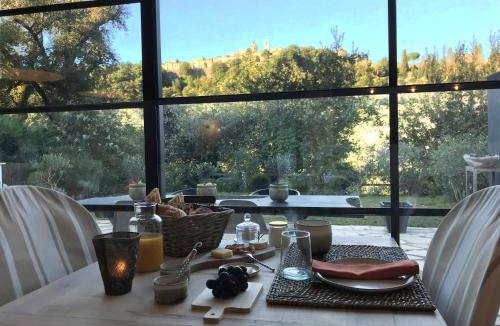 Saint-Paul-de-Vence Bed & Breakfast | 35 m² Bed and breakfast ∙ 2 guests