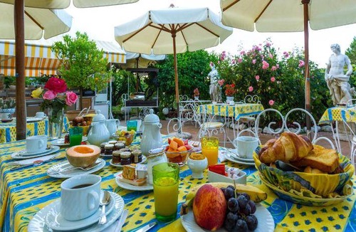 Saint-Paul-de-Vence Hotel | 35 m² Hotel ∙ 4 guests