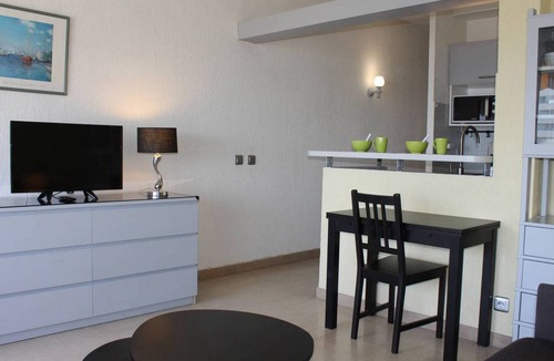 Villeneuve Loubet Beach Apartment | 35 m² Studio flat ∙ 1 bedroom ∙ 4 guests