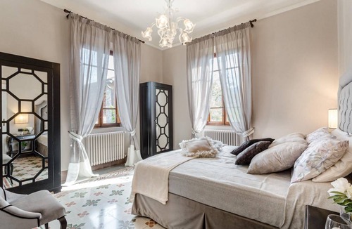 Colle di Compito Villa | 370 m² Villa ∙ 5 bedrooms ∙ 10 guests