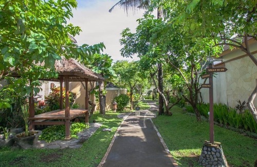 Sunset Road Villa | 3BR Desamuda Private Pool Villa AT