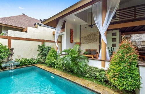 Sunset Road Villa | 3BR Desamuda Private Pool Villa AT