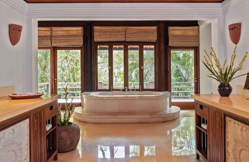 Pererenan Villa | 3BR Villa Pangi Gita | Cascading Gardens & Pool