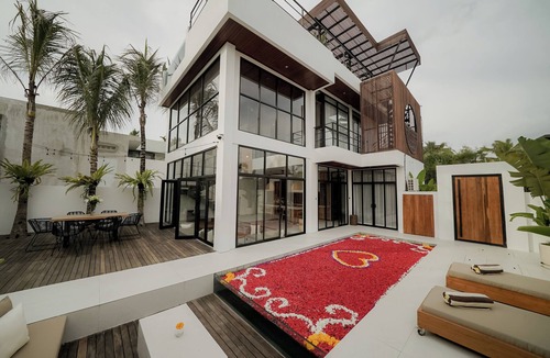 Munggu Villa | 4-bedroom Baliwood villa in fabulous Bali, private pool, 5-min beach.