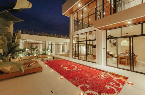 Munggu Villa | 4-bedroom Baliwood villa in fabulous Bali, private pool, 5-min beach.