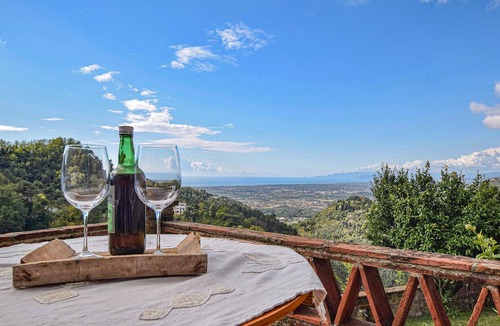 Pedona House | 4 bedroom cozy home in Camaiore