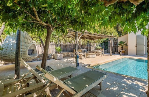 Saint-Tropez House | 4 bedroom house w/airco, 2 parking spaces, pool, 7 min walk to Place des Lices