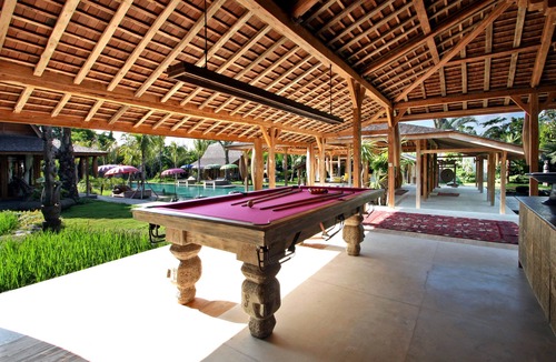 Umalas Villa | 4 Bedroom Kayu Villa - 3000 Sqm