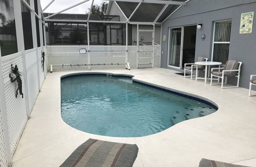 Florida Pines House | 4 Bedroom Pool Home
