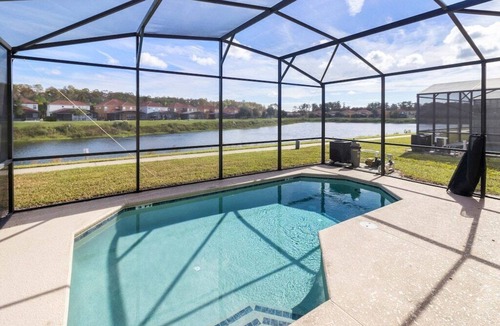 Bellavida House | 4 BR Family Friendly Resort Pool Home Near Disney
