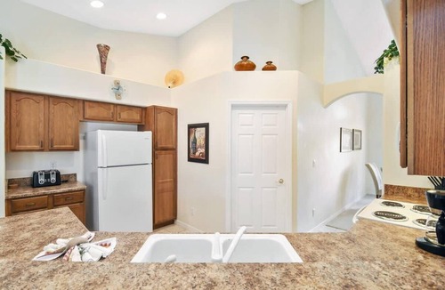 Orange Tree House | 4 BR house, South facing pool, spa, game room