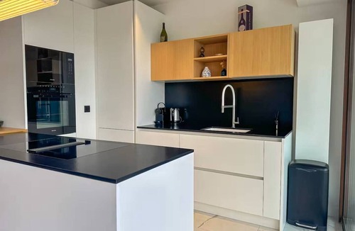 California - Pezou Apartment | 4-room flat with sea view