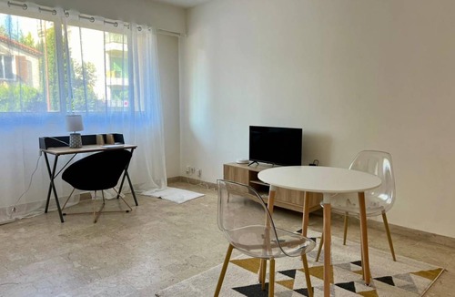 Juan-les-Pins Apartment | 40 m² Apartment ∙ 1 bedroom ∙ 2 guests