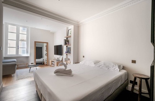 Antibes City Centre Apartment | 40 m² Studio flat ∙ 2 guests
