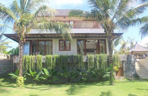Suraberata Resort | 400 m² Resort ∙ 3 bedrooms ∙ 7 guests