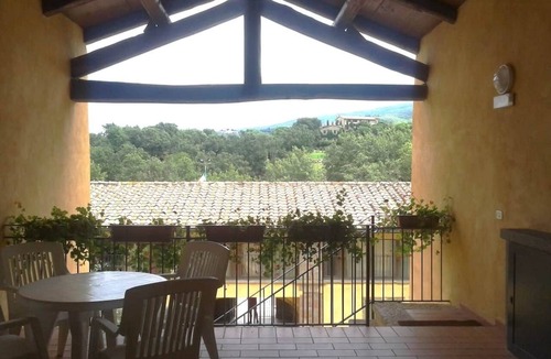 Castel del Piano Apartment | 41 Summer with private Wi-Fi and free parking