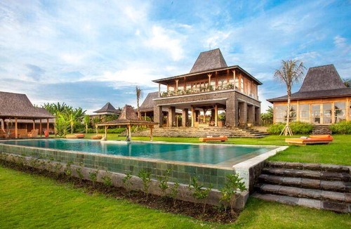 East Selemadeg Resort | 4350 m² Resort ∙ 6 bedrooms ∙ 127 guests