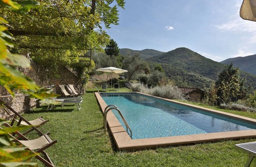 Vorno Villa | 450 m² Villa ∙ 5 bedrooms ∙ 10 guests