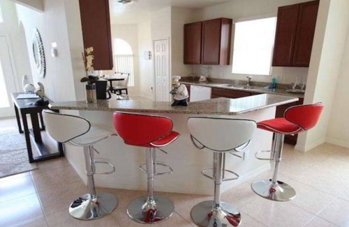 Crystal Cove House | 4BDR w/pool near Disney!