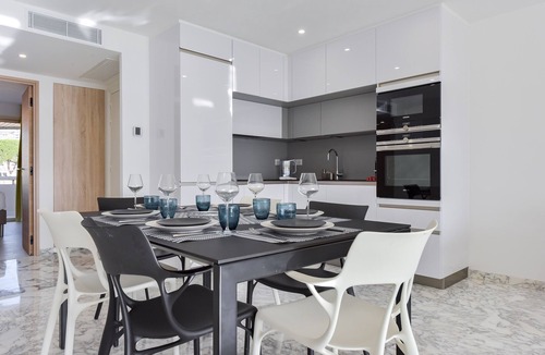 Pointe Croisette Apartment | 4P Apartment with Terrace, Sea View, and Pool