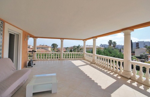 Frejus House | 5 bedroom pet friendly home in Frejus
