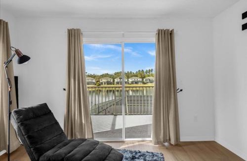 Sunset Lakes House | 5 Bedrooms 35 Bathrooms Sunset Lakes 2943 Sv