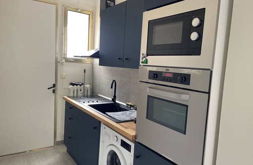 Beaulieu-sur-Mer Apartment | 5 minutes from Beaulieu sur Mer beach, studio with fully-equipped kitchen, shower and WC.