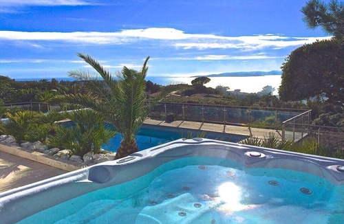 Les Issambres Villa | 5* VILLA. Superb sea view. Heated swimming pool. Jacuzzi. Sauna