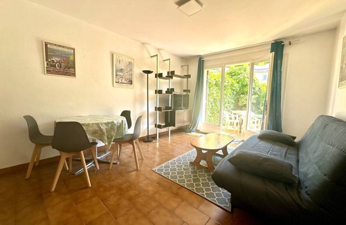 Mandelieu-La-Napoule House | 52 m² House ∙ 1 bedroom ∙ 4 guests