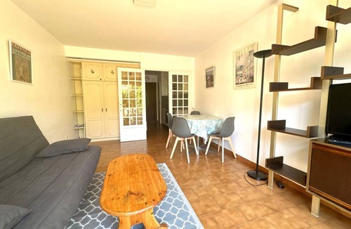Mandelieu-La-Napoule House | 52 m² House ∙ 1 bedroom ∙ 4 guests