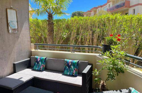 Villeneuve Loubet Beach Apartment | 53 m² Apartment ∙ 2 bedrooms ∙ 5 guests